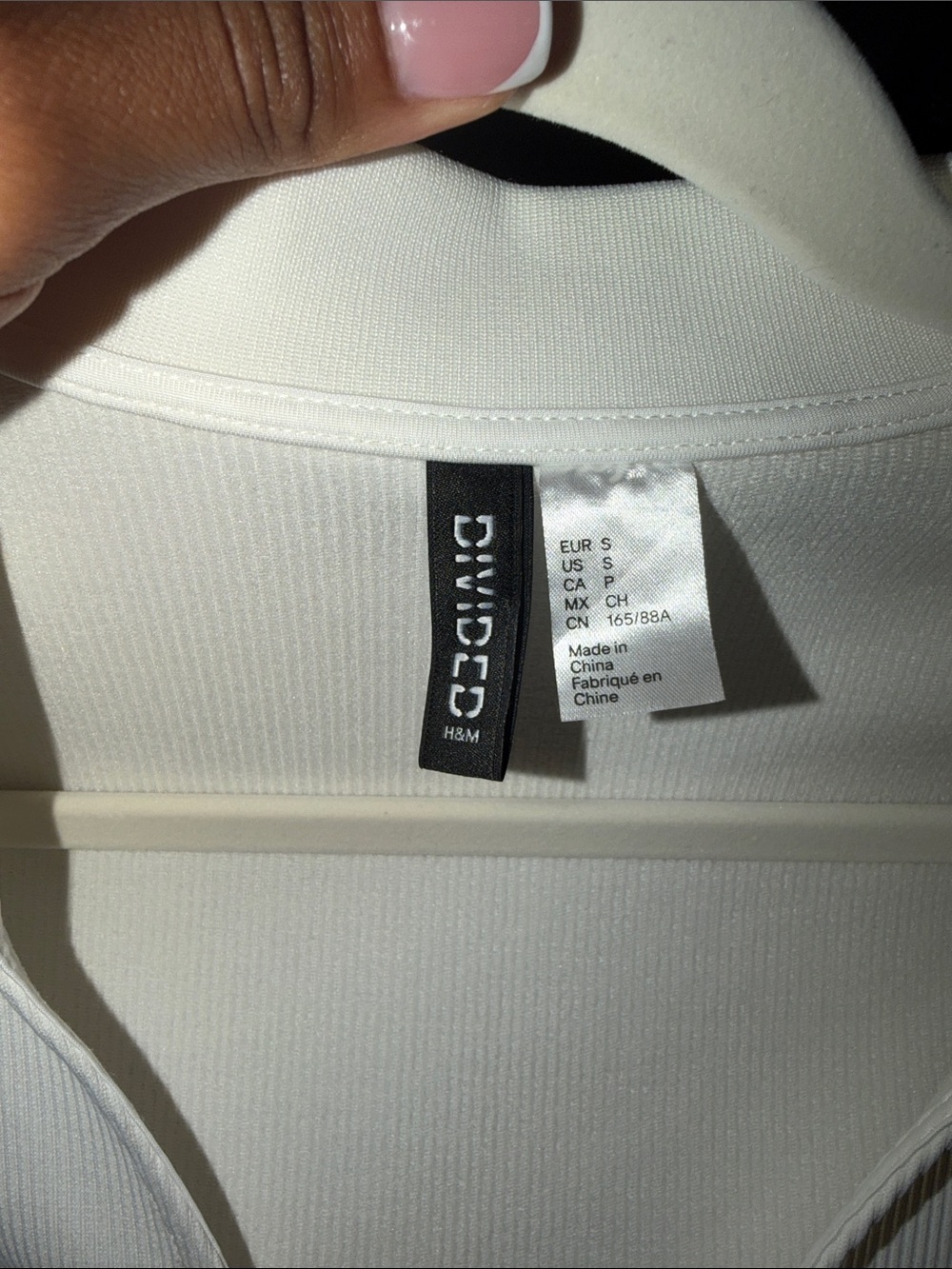 Divided White Zip-Up Ribbed Collared Top - Picture 3 of 3